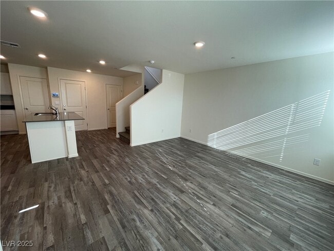 Building Photo - 4919 Chapin Mesa Ave