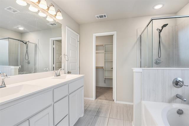 Building Photo - 749 Long Iron Dr