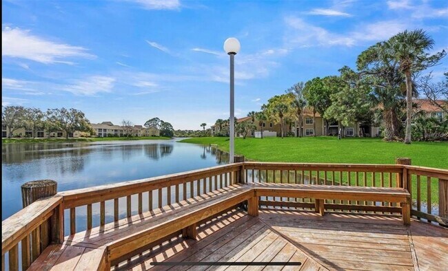 Building Photo - 4032 Crockers Lake Blvd