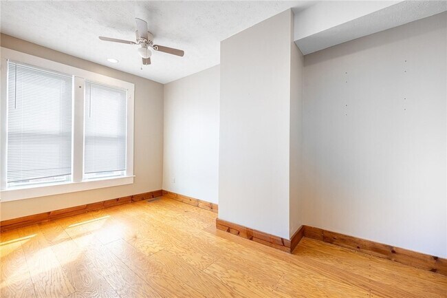 Building Photo - 244 Quitman St