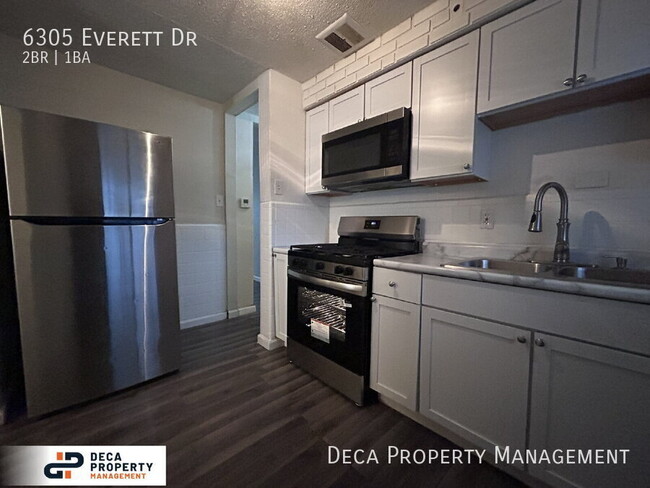 Building Photo - 6305 Everett Dr