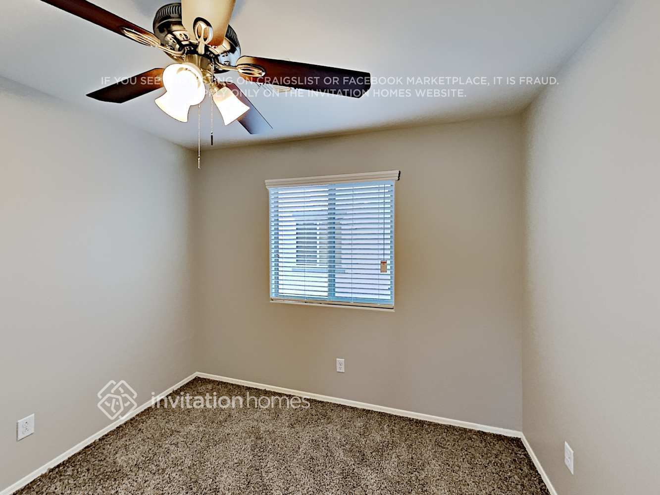 Building Photo - 3761 E Flamingo Way