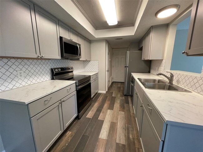 Building Photo - 8810 Springmail Cir