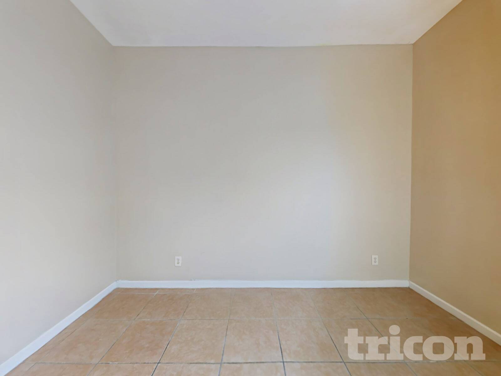 Building Photo - 2125 El Campo Ave