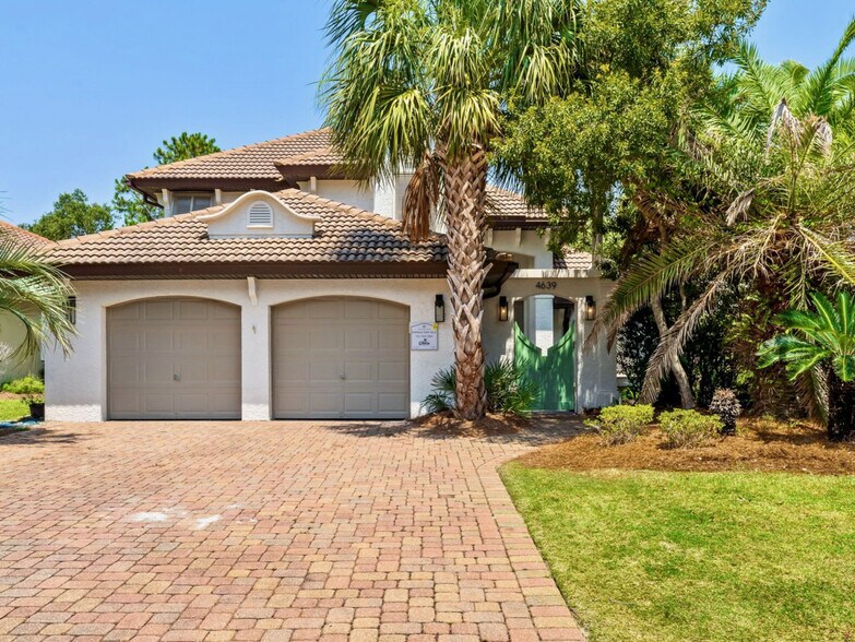 Building Photo - 4639 Paradise Isles