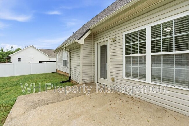 Building Photo - 572 Preakness Cir