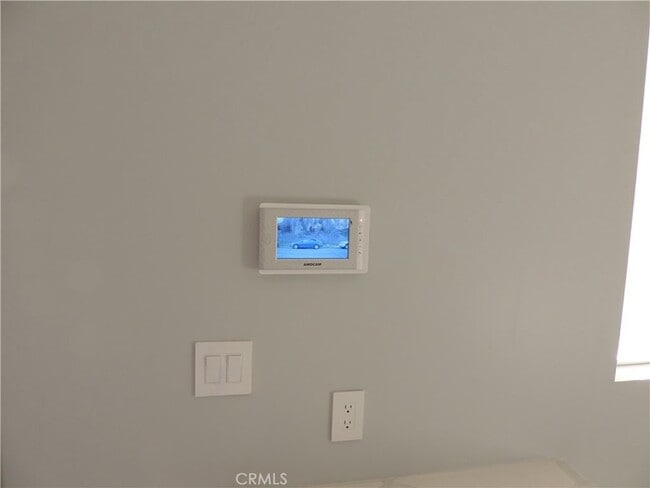 Building Photo - 22735 Del Valle St