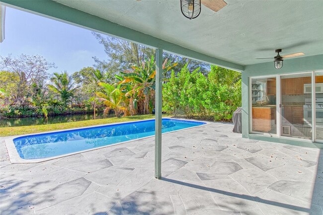 Building Photo - 6510 NW 21st St