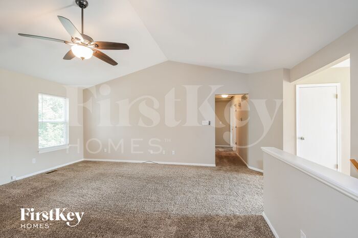 Building Photo - 3017 Valley Oaks Dr