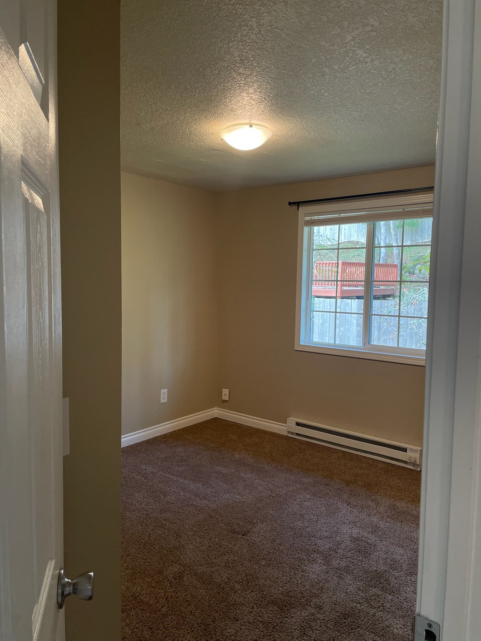 Bed 2 - 4360 Imperial Dr