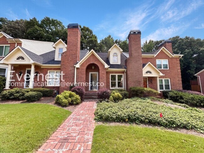 Building Photo - 2665 Holcomb Springs Dr