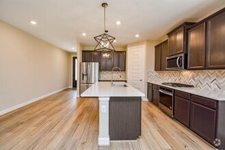 Building Photo - 2642 Summer Indigo Trl