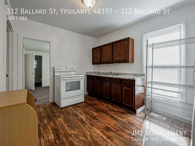 Building Photo - 312 Ballard St