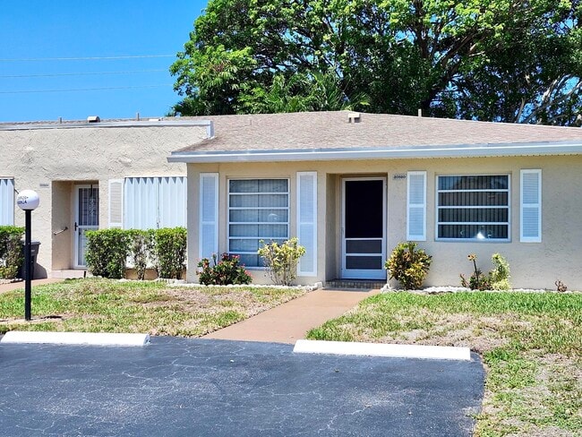 Building Photo - 20920 Sedgewick Dr