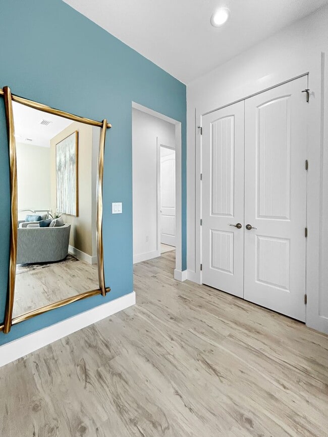 Building Photo - Waterfront Johns Pass Luxury | Steps to Beach + Pool, Hot Tub & Dock