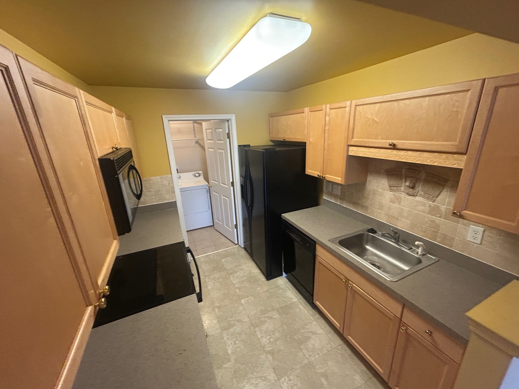 Building Photo - 3608 Oakmonte Blvd