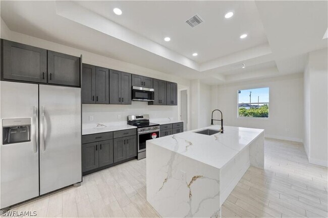 Building Photo - 3008 23rd St SW