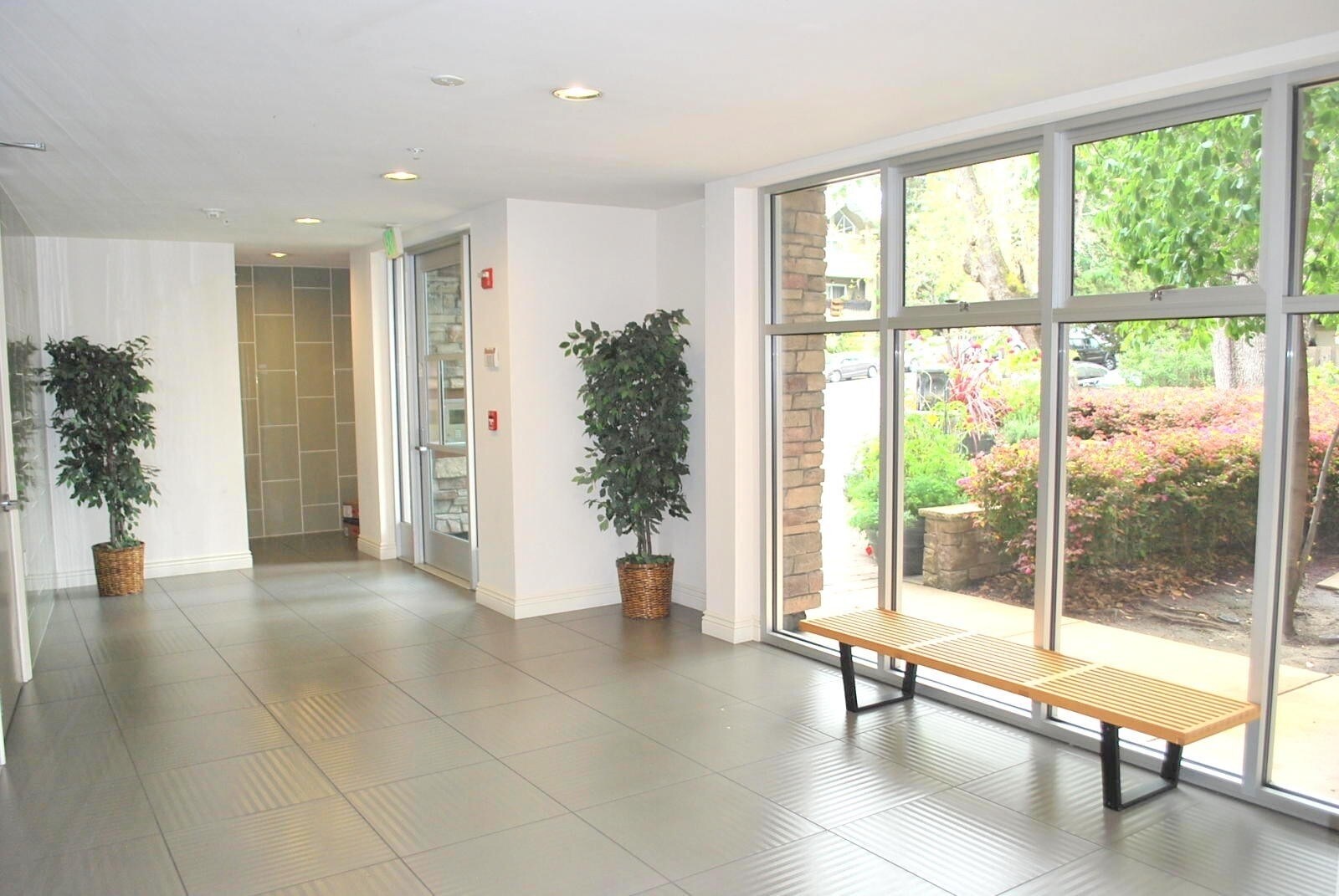 Lobby / mailboxes - 1310 Creekside Dr