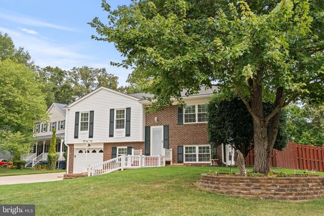 Primary Photo - 5590 Neddleton Ave
