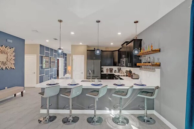 Building Photo - 9016 Sommerset Hills Dr