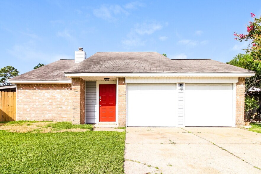 Primary Photo - 2222 Victoria Ct