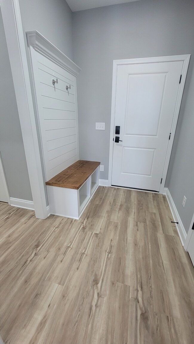 Building Photo - 1031 Wessex Dr