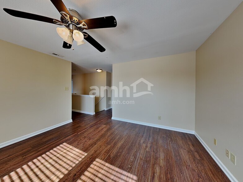 Building Photo - 11325 Congaree Way