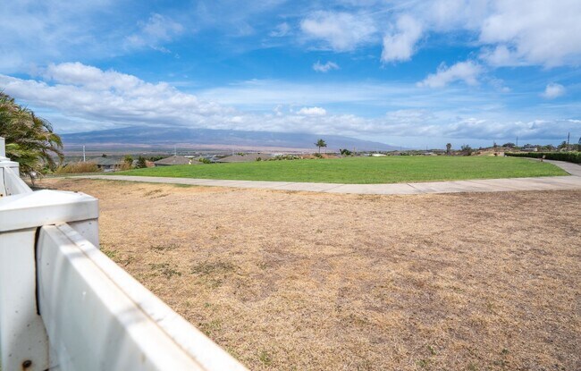 Building Photo - Waikapu Gardens 4 Bed/3 Bath, Beautiful Ho...