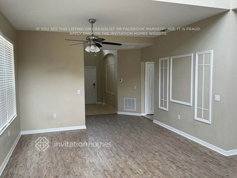 Building Photo - 6226 Blue Runner Ct