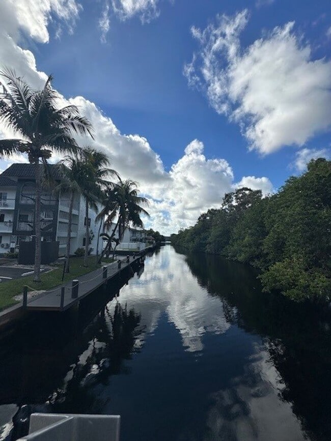 Interior Photo - Dixie Realty LLC