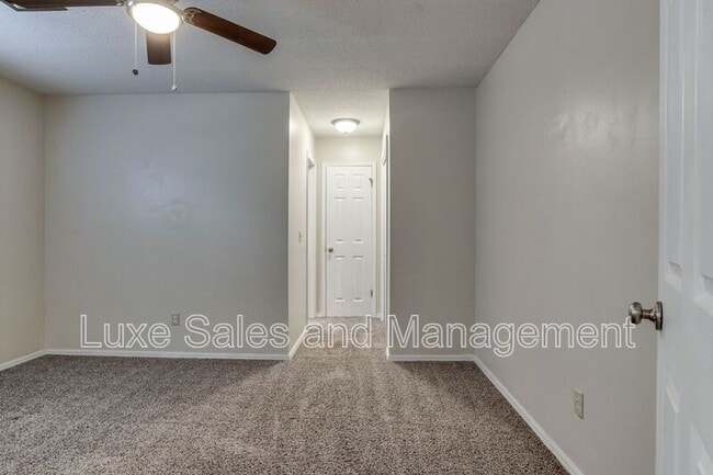 Building Photo - 117 Sahoma Terrace