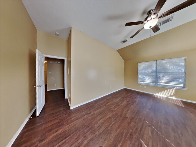 Building Photo - 149 Bristol Bend Ln