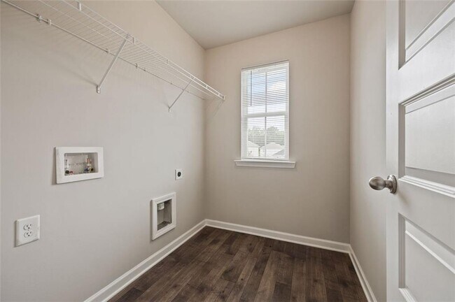Building Photo - 139 Hunts Ml Cir