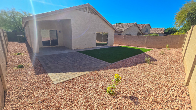 Building Photo - 7464 W Lone Cactus Dr