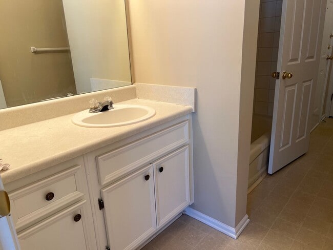 Building Photo - Two bedroom two bath second floor unit