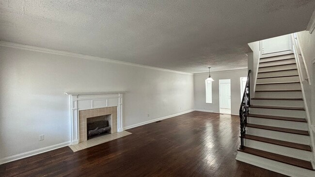 Building Photo - 378 N Highland St