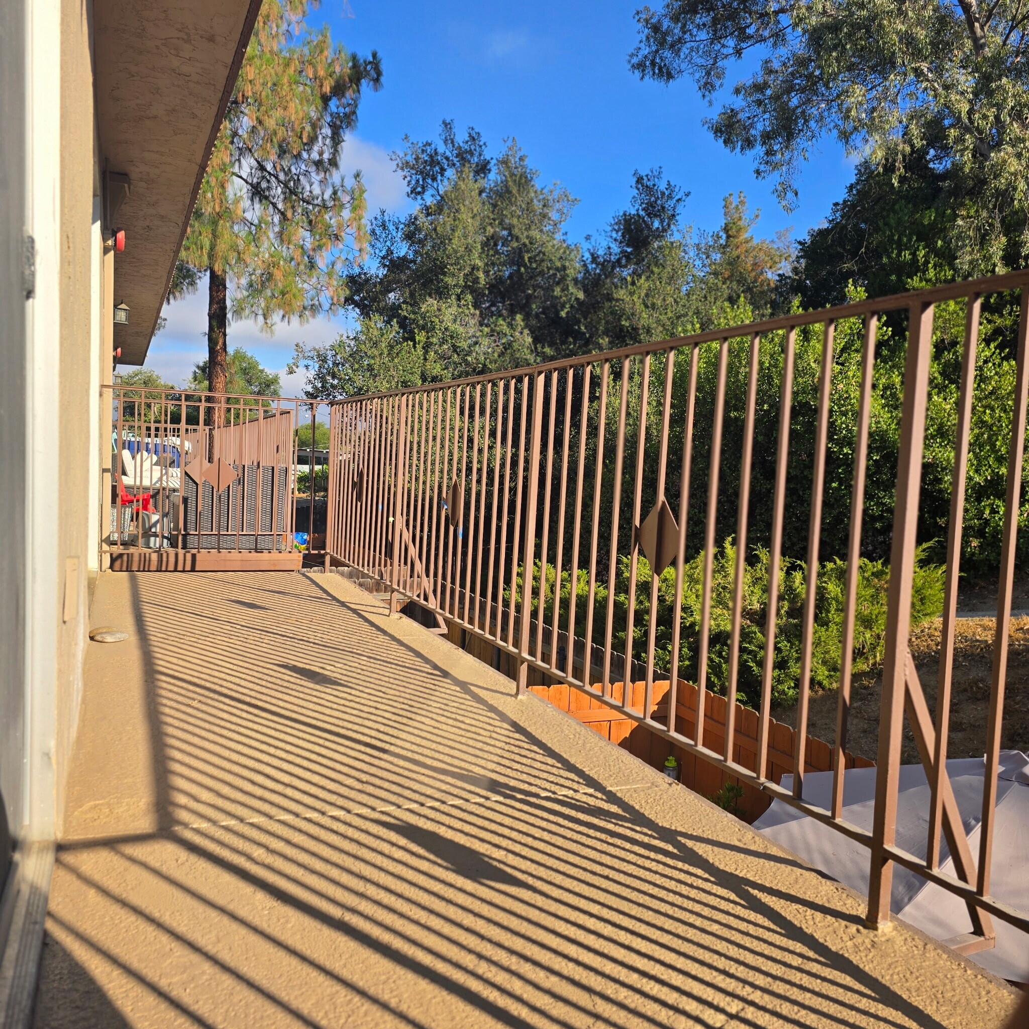 Building Photo - 2616 Alpine Blvd