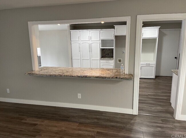 Building Photo - 2395 N Waterberry St