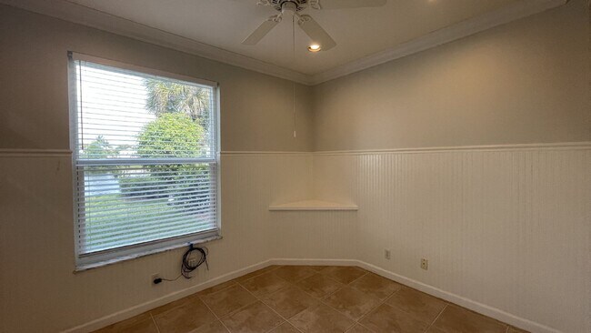 Building Photo - 4857 Victoria Cir