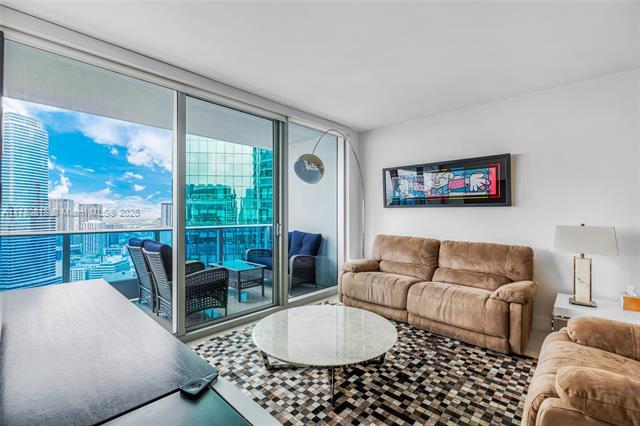 Building Photo - 200 Biscayne Boulevard Way