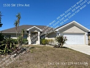 Building Photo - 1530 SW 19th Ave