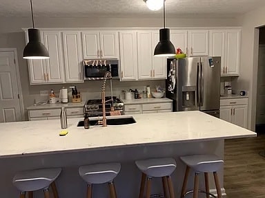 Building Photo - 32918 Rebecca Ln