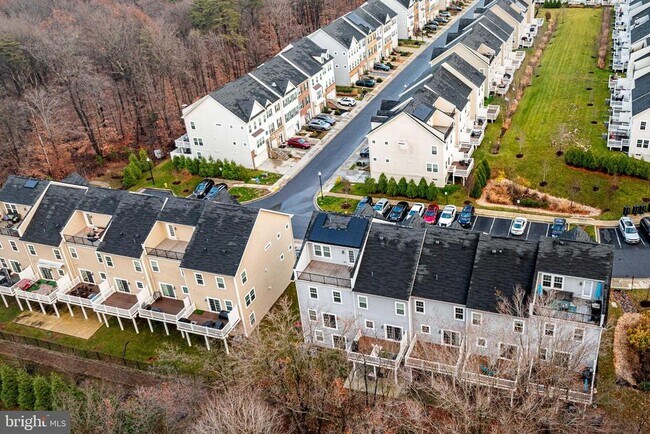 Building Photo - 3679 Duckhorn Way