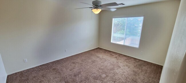 Building Photo - Copper Basin 3 bedroom 2.5 bath
