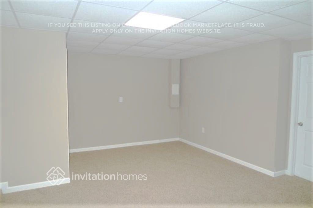 Building Photo - 1693 Independence Dr