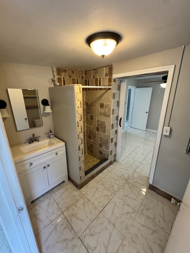 Building Photo - 3999 Conway Blvd