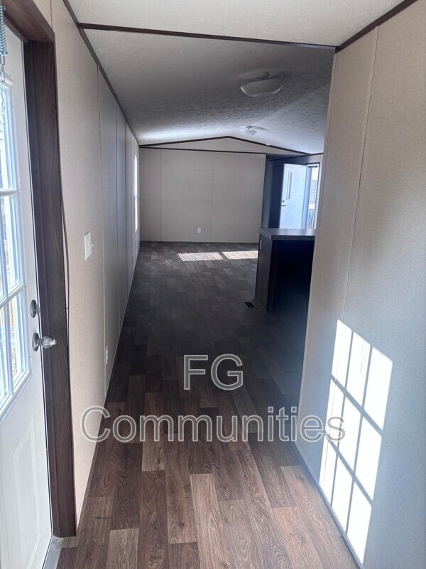 Building Photo - 3160 Dunn St