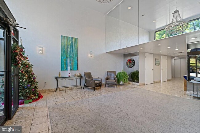 Building Photo - 1040 Deer Ridge Dr