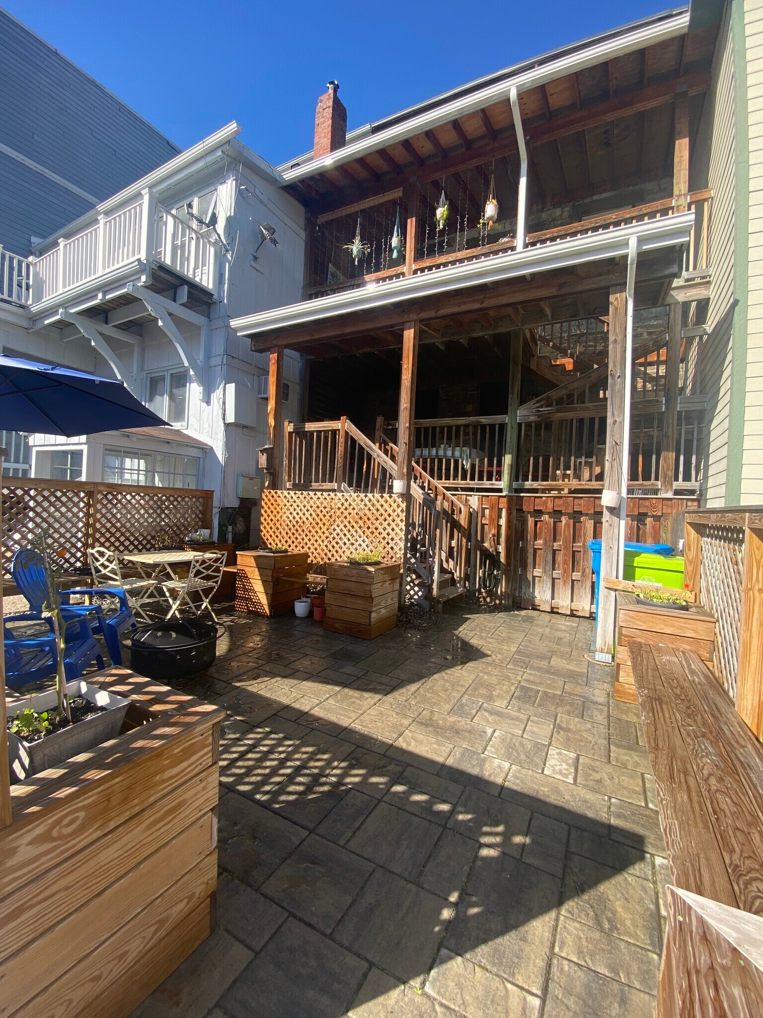 Back Patio and Stairs - 58 Albany St