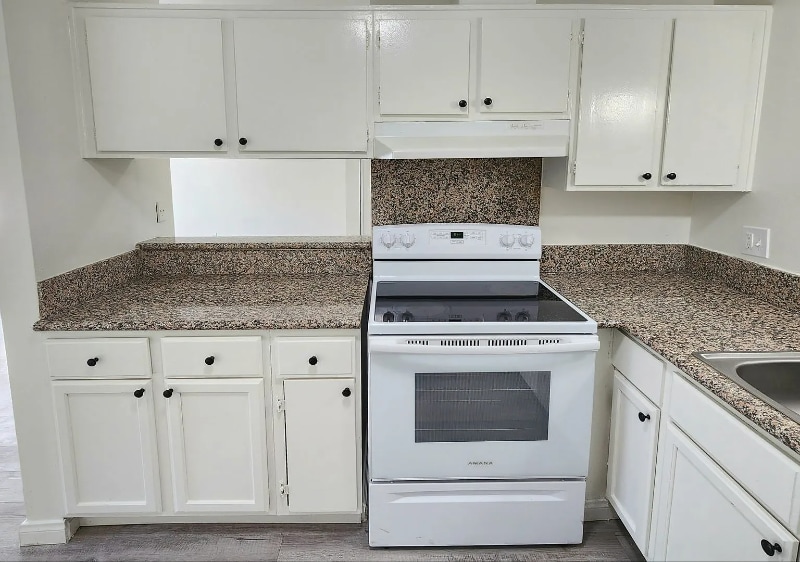 Building Photo - 8700 Topanga Canyon Blvd